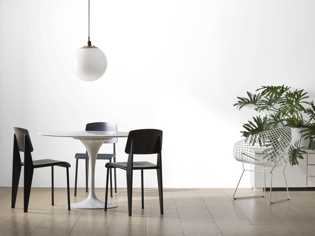 A Complete Review of Benjamin Moore Ballet White OC-9